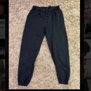 Black comfy sweatpants